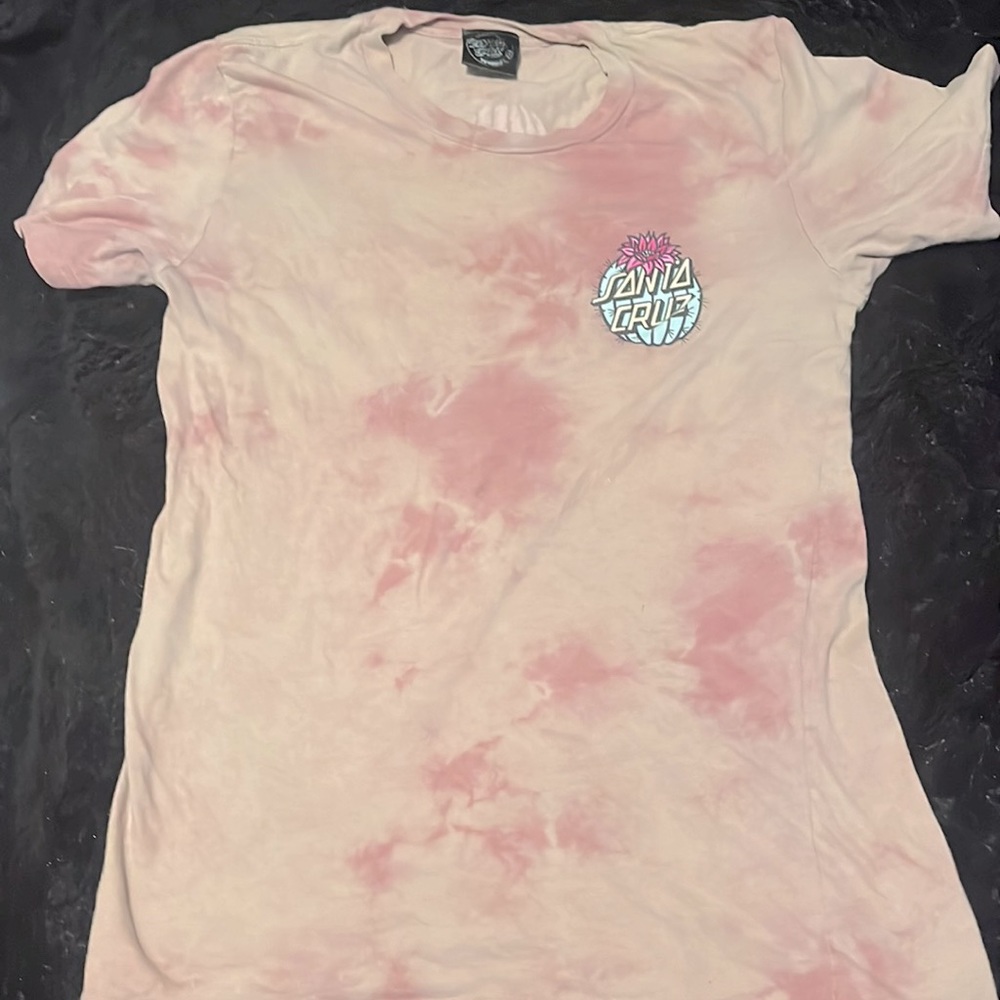 Pink Santa Cruz t shirt small